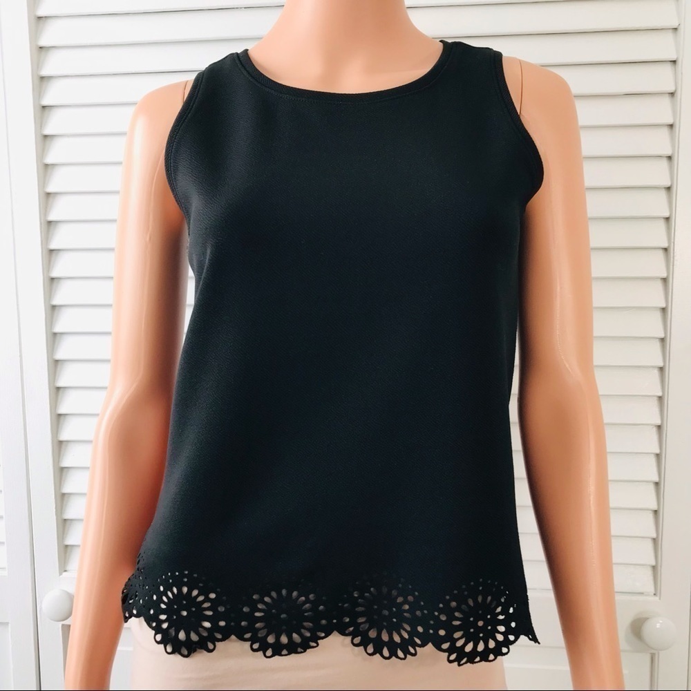 LOFT Black Sleeveless Shirt With Scallop Trim Size Petite Extra Small